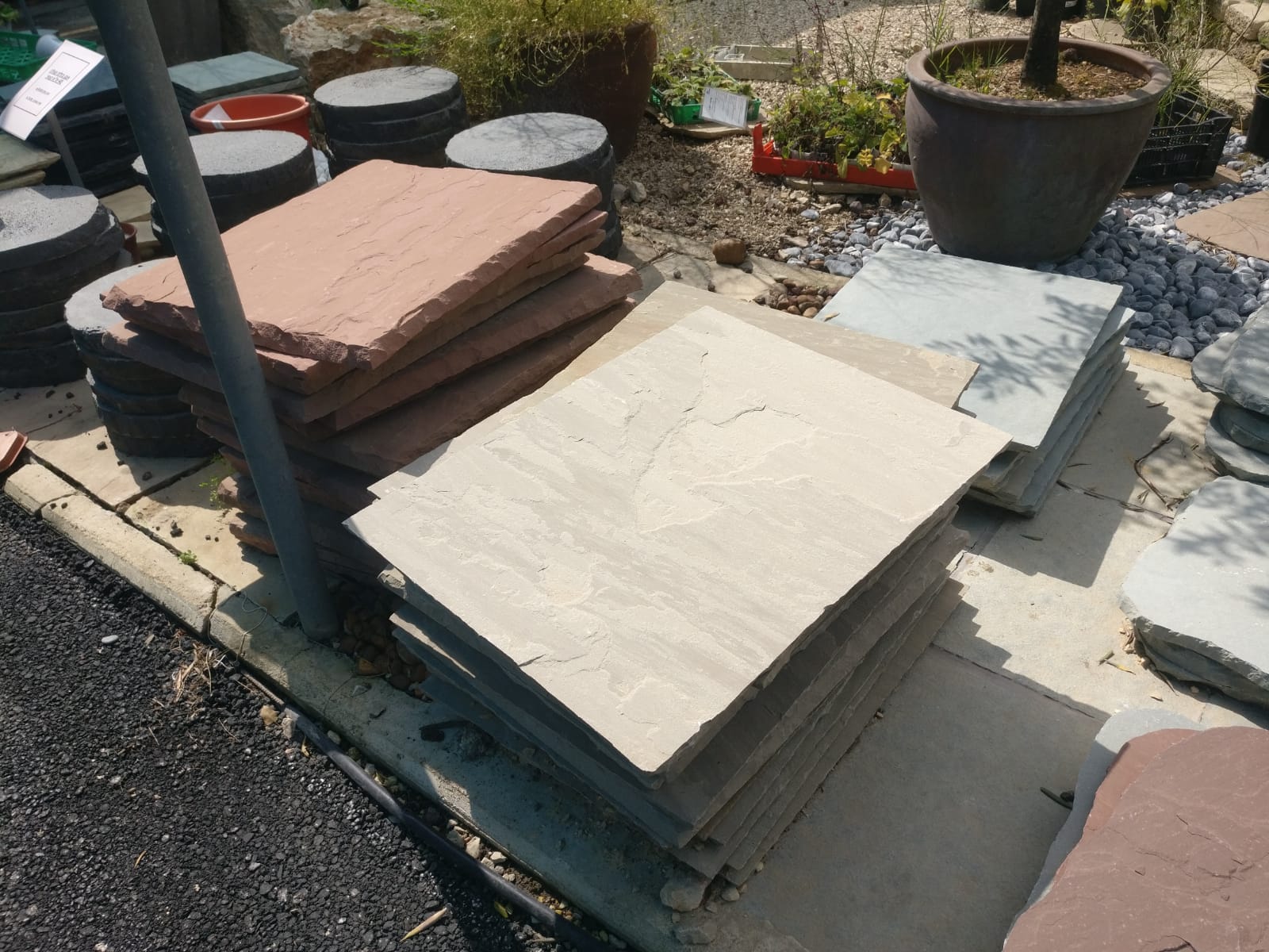 אבן מדרך יגור 70*56