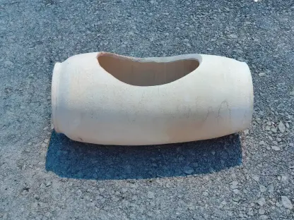 אדנית חרס 68