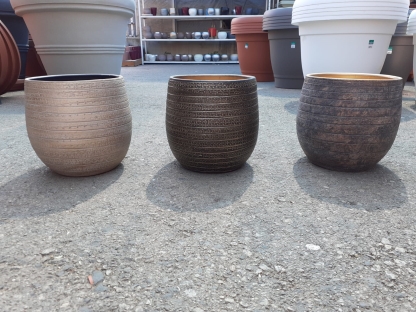 עציץ סולאנו 16/20/29 ס"מ