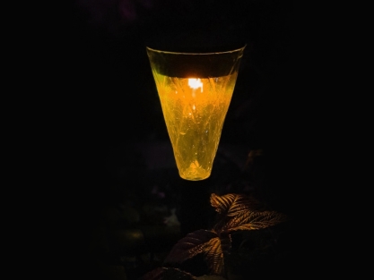 תאורה סולארית